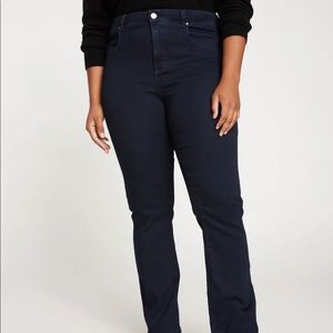 New! Universal Standard Marne Bootcut Jeans